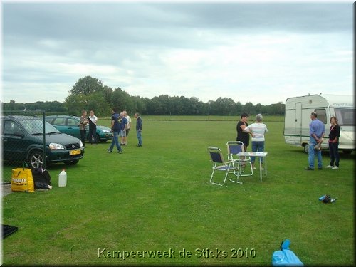 20100731_opbouw_kamp_01.jpg
