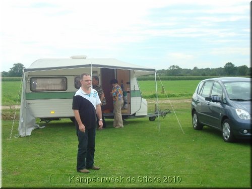 20100731_opbouw_kamp_04.jpg